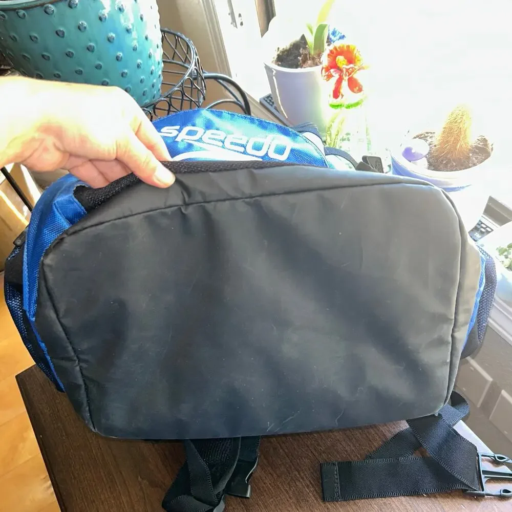 Speedo Teamster 35L backpack for swimmers wet compartment for storing gear